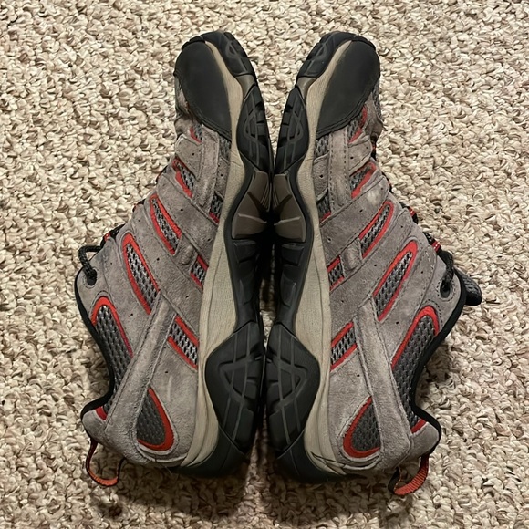 Merrell - Picture 3 of 6